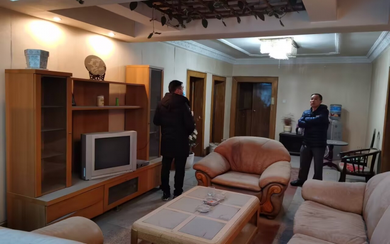 普安县人民政府持有的住宅